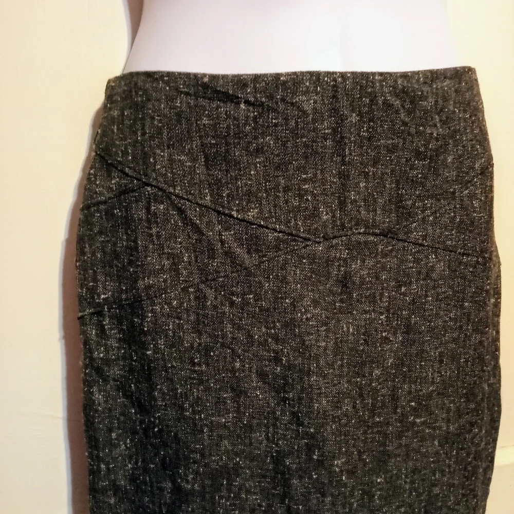 🛍️ BUNDLE ONLY 🛍️ LADIES BLACK AND GRAY PENCIL SKIRT
